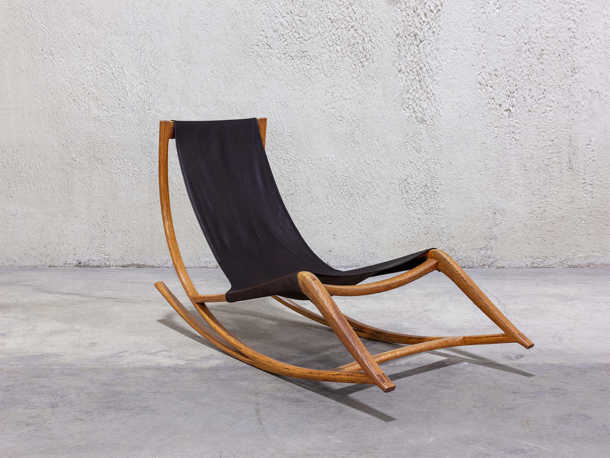 Castle_Chaise_Rocker