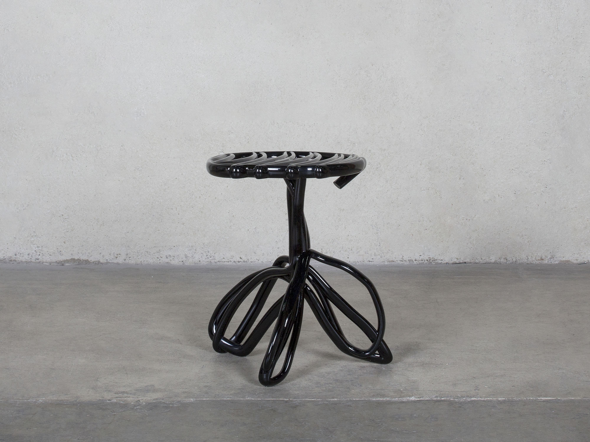 Front_Sketch_Table_Black