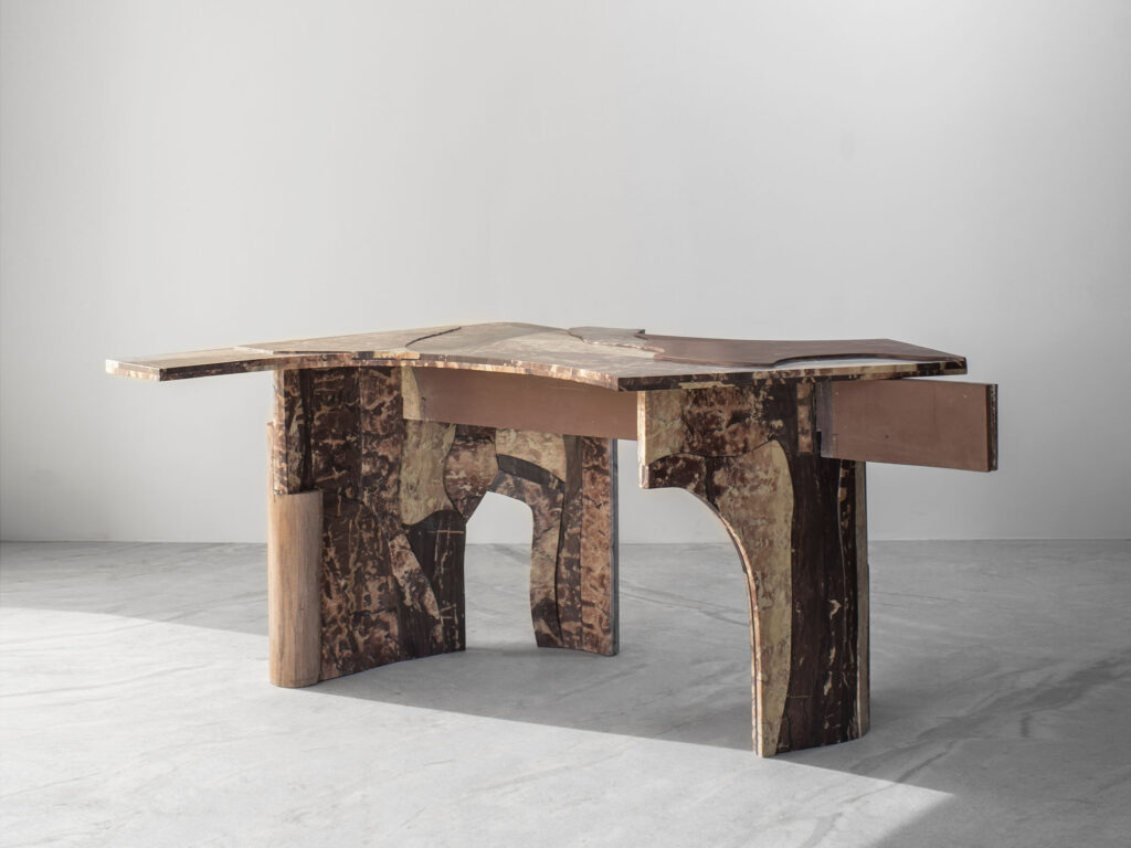 Studio_Raw_Material_Oxide_Desk